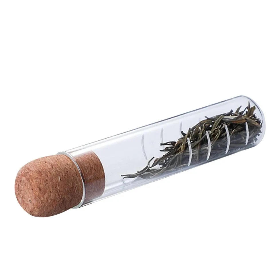 Stilren tesil i glass – perfekt for brygging av løsvektste. Enkel å rengjøre og gir full kontroll på trekketiden.